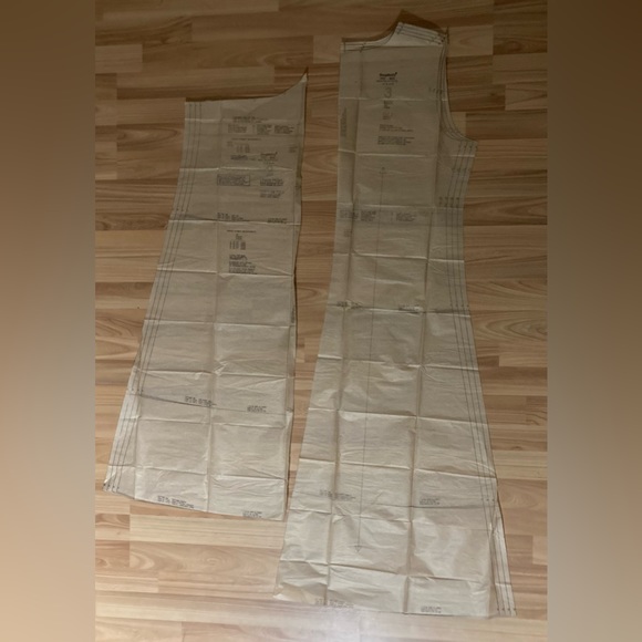 Simplicity 5193 Misses Petite Dress, Top and Pants - Picture 4 of 4